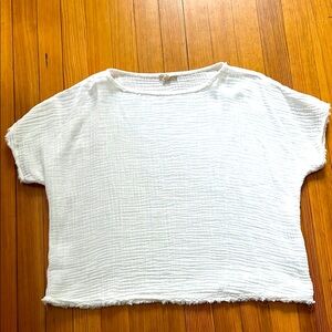 Eileen Fisher 100% cotton gauze box top
